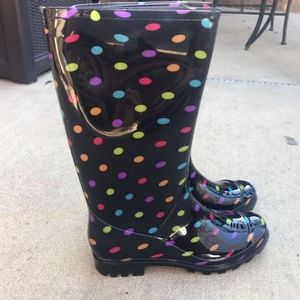 Polka dot rain boots